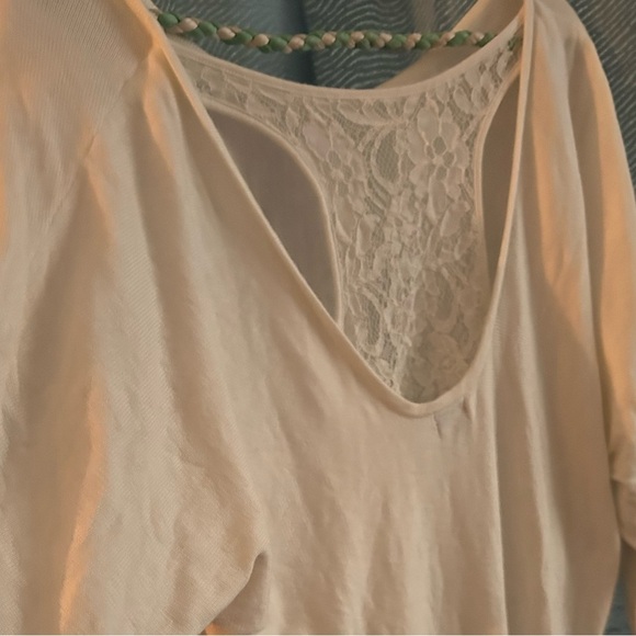 Kismet Ivory Long Sleeve Top with lace insert at back - XL - new or like new - Picture 10 of 10